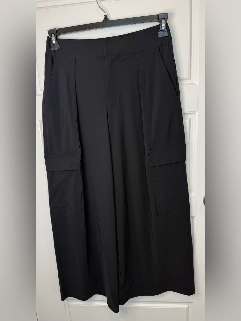 Athleta Cargo Wide Leg Pant Womens Size 4 High Rise Black 54023 Flowy Casual